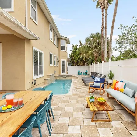 Vilano Villa Near Beach W Saltwater Pool Spa Game Room Built-In Grill